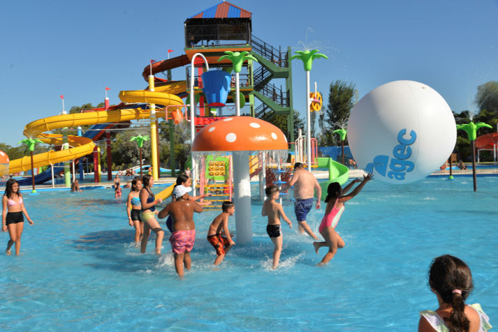 El Complejo Polideportivo AGEC, preparado para recibir a las familias mercantiles