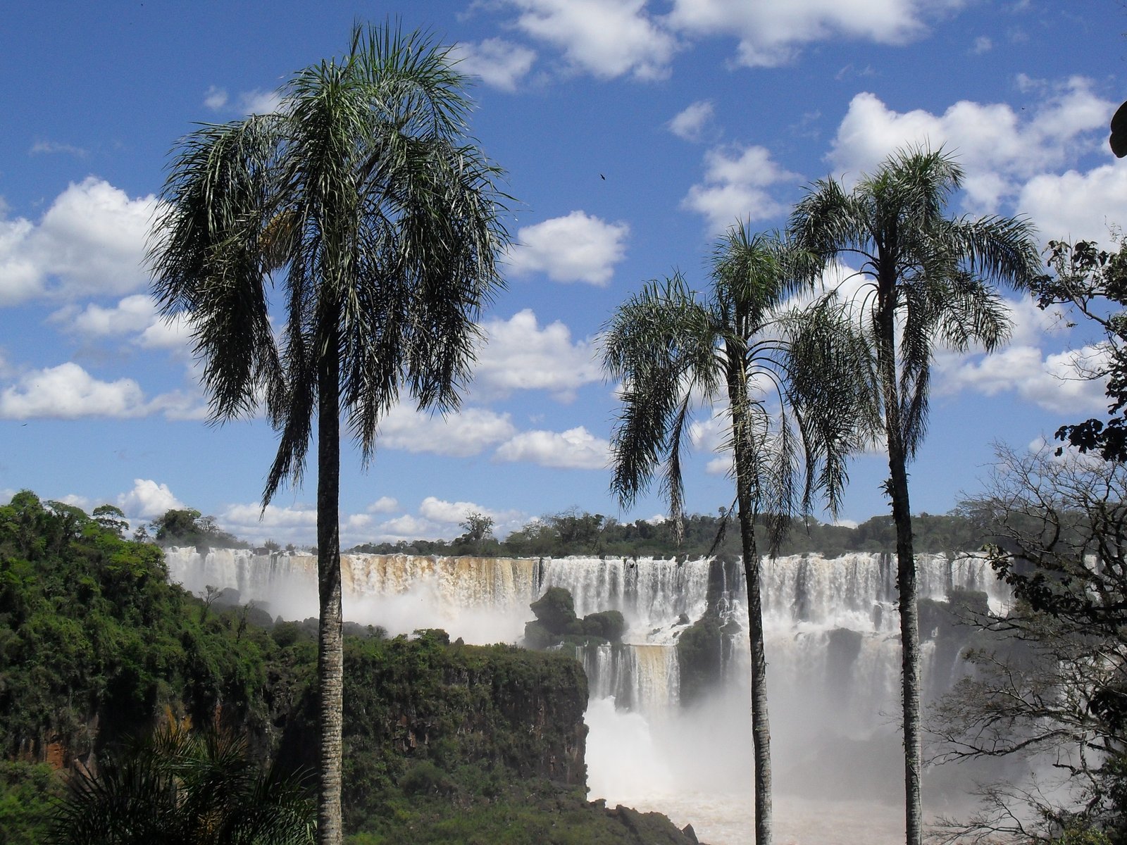 Cataratas: una experiencia entre naturaleza e historia